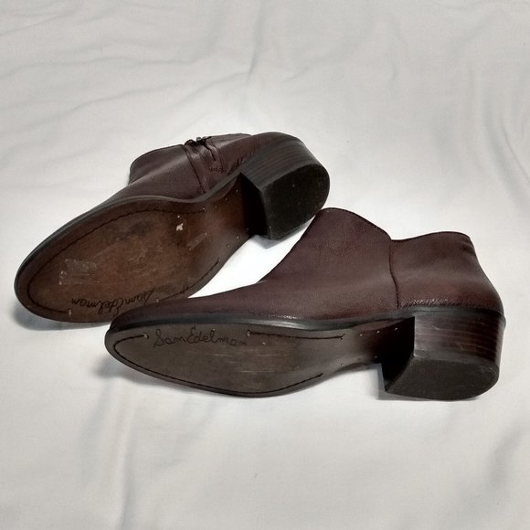 Sam Edelman Petty Chelsea Boot - Picture 2 of 9